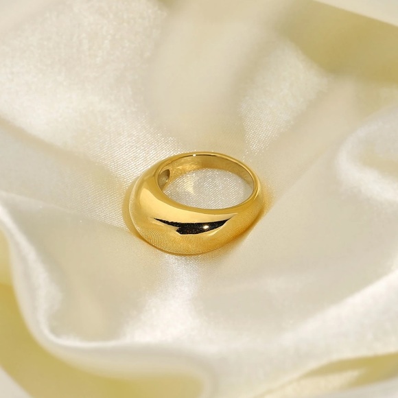 18K Gold Plated Dome Ring - Picture 8 of 9